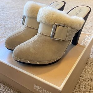 Clogs Shearling Fur MK NEW